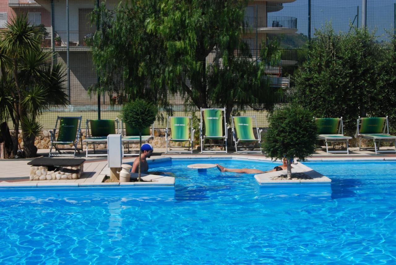 Villaggio Verde Cupra Cupra Marittima Exteriör bild